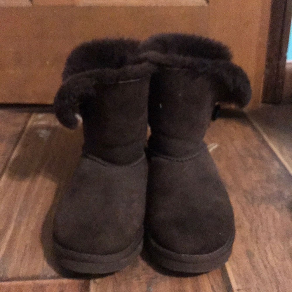 Ugg Bailey Buttons - image 3